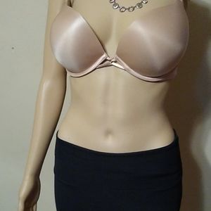 Victoria Secret miraculous adds 2 cups 34D bra